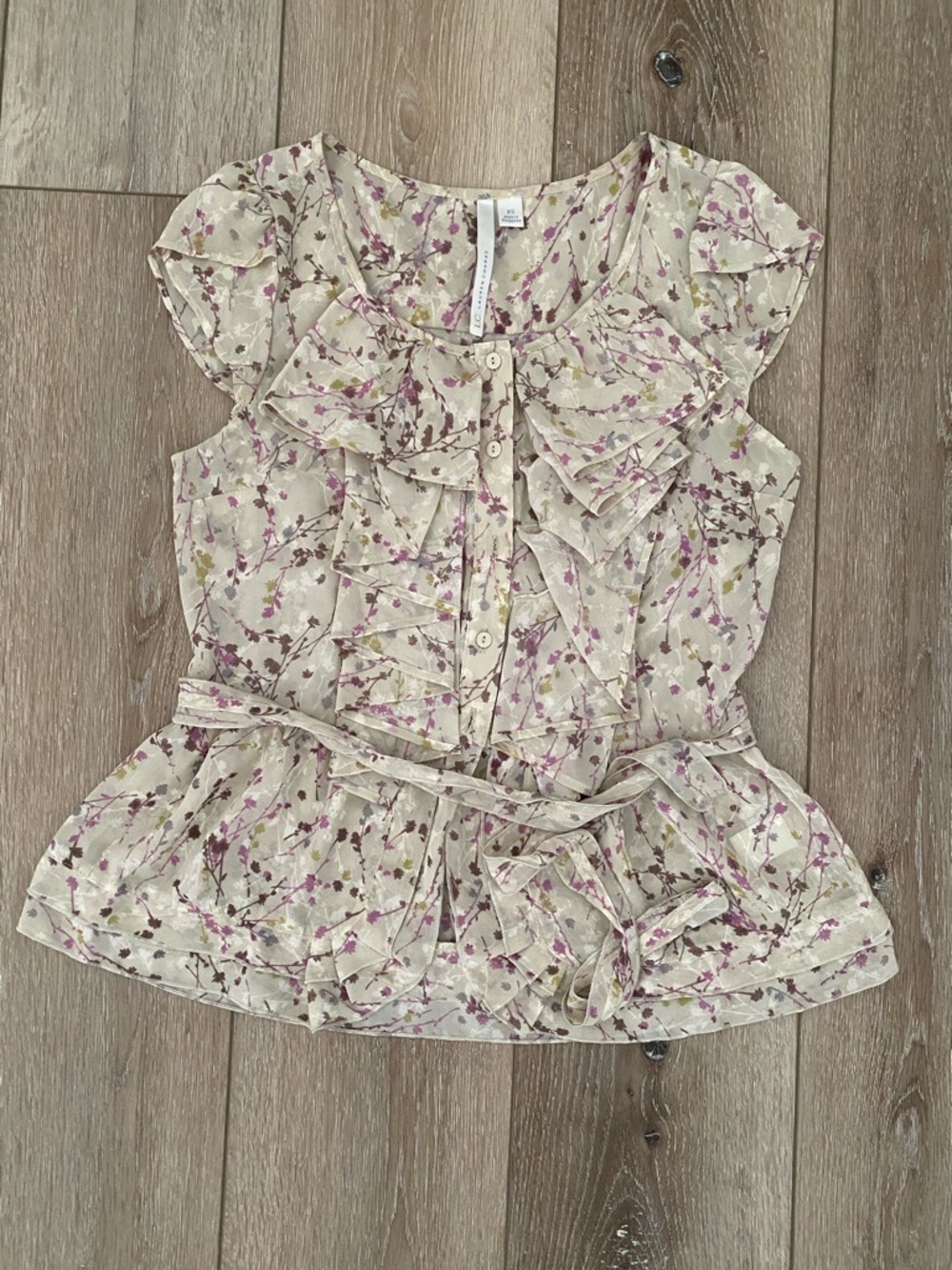 LC Lauren Conrad Soft Floral Peplum Top XS